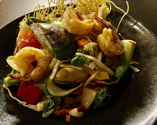Nouilles Croustillantes aux Fruits de Mer / Seafood Crispy Noodles
