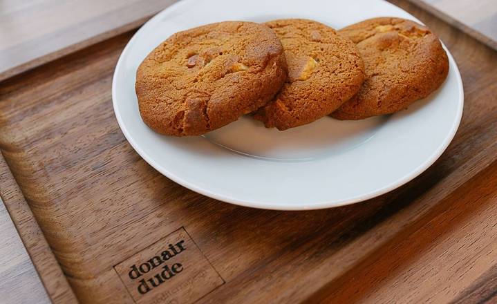 White Chocolate Cookie
