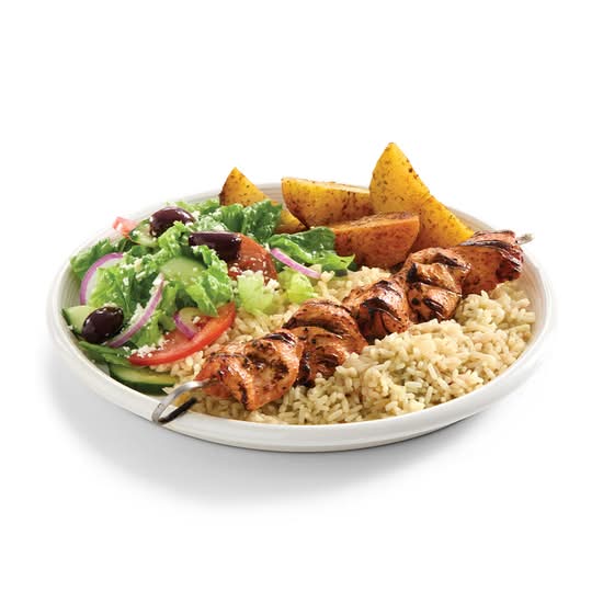 Assiette de souvlaki au poulet épicé / Spicy Chicken Souvlaki Plate