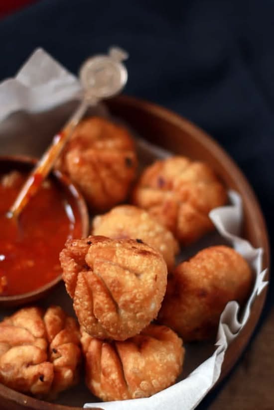Chicken Dumplings (7 Pcs)- Fried