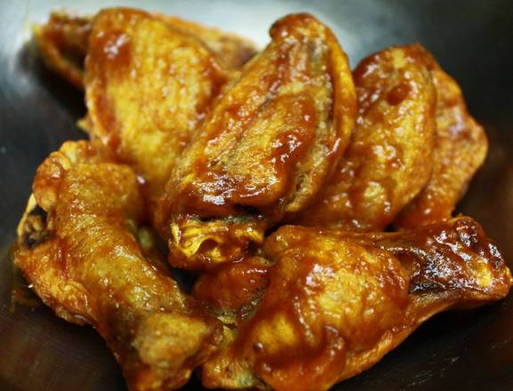 Bull's Eye Chicken Wings (1 lb)