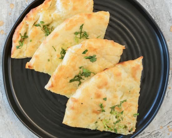 CHEESE NAAN