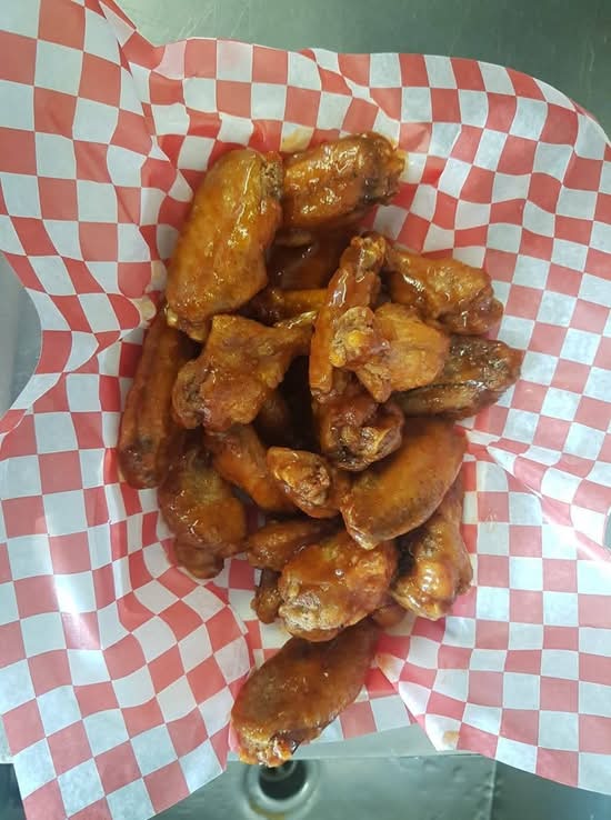 1 Lb Wings