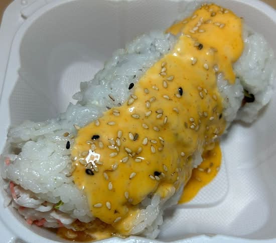 Spicy salmon creamcheese dynamite
