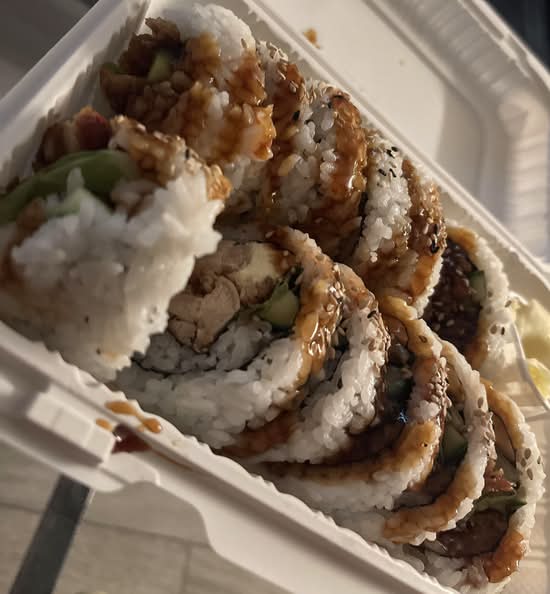 Cream Cheese Chicken Roll (6pcs)