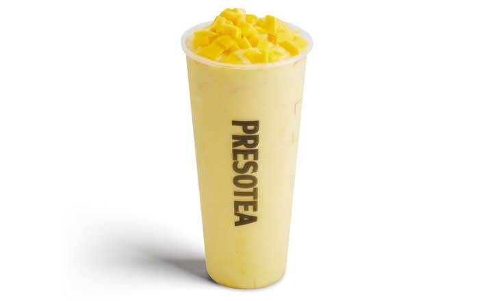 Frappé glacé mangue fraîche et noix de coco / Fresh Mango Coconut Slush