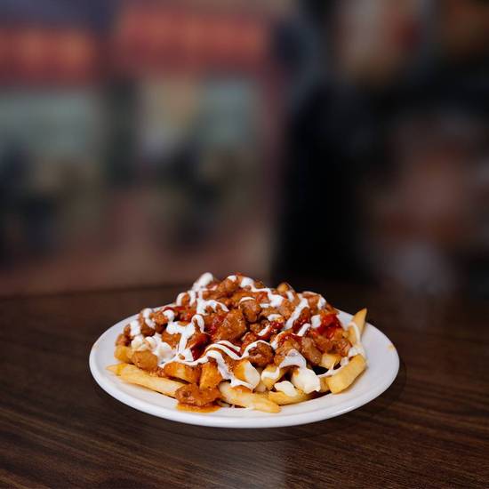 Butter Chicken Poutine