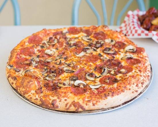 Canadian Pizza