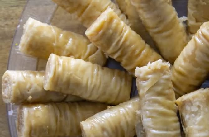 Baklava (2 pieces)