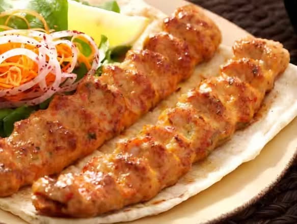 Spicy Chicken kebab plate