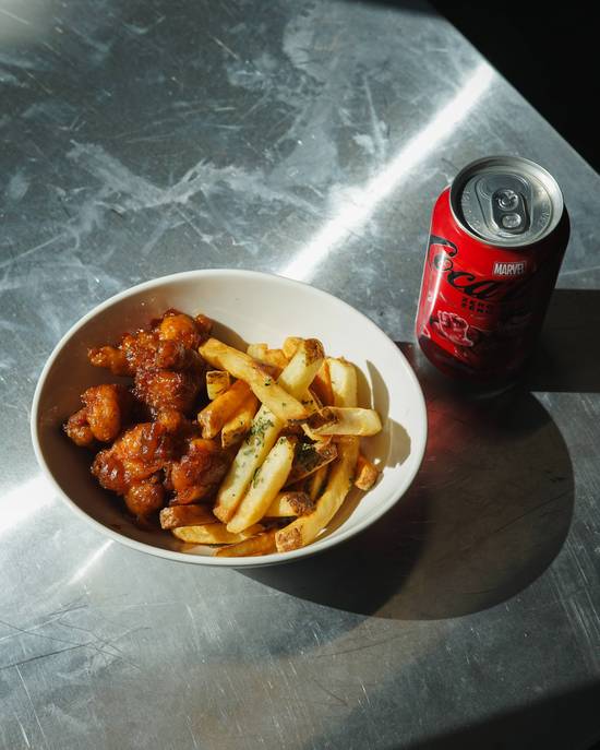 French Fry+Chicken (치킨 감자튀김콤보)