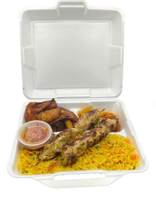 Combo Brochette De Poulet +Riz+Plantain ( Chicken Kebab Combo+Rice+Plantain)