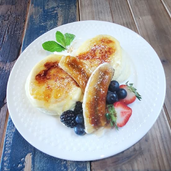 Creme Brulee Souffle Pancake