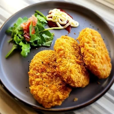 Curry Croquette (3 pcs)