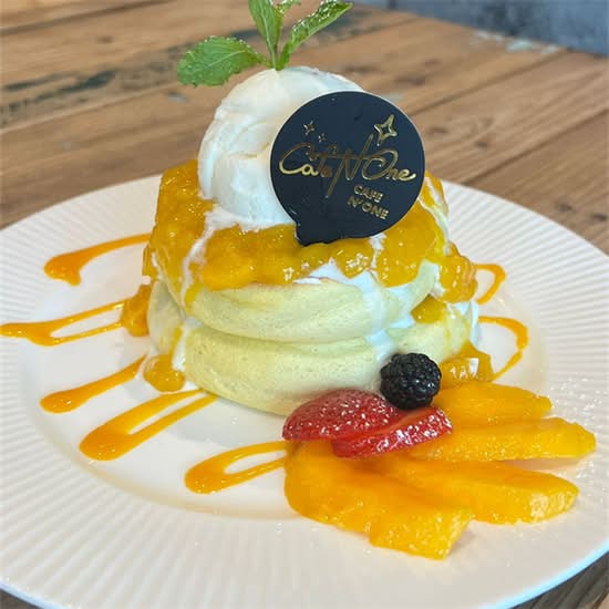 Tropical Mango Soufflé Pancake
