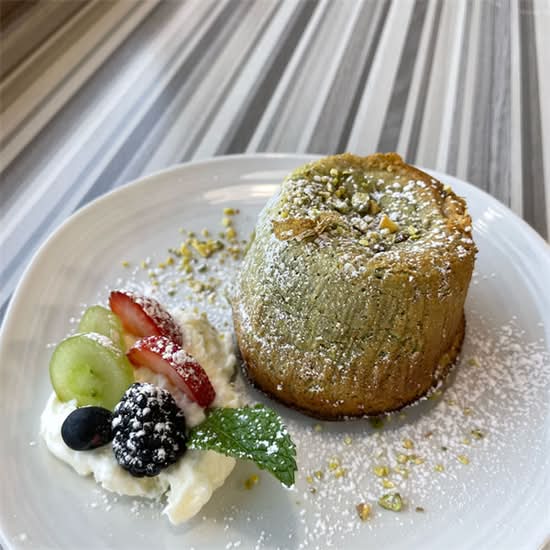 Pistachio Lava Cake (NEW)