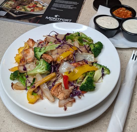 Montfort Chicken Power Bowl