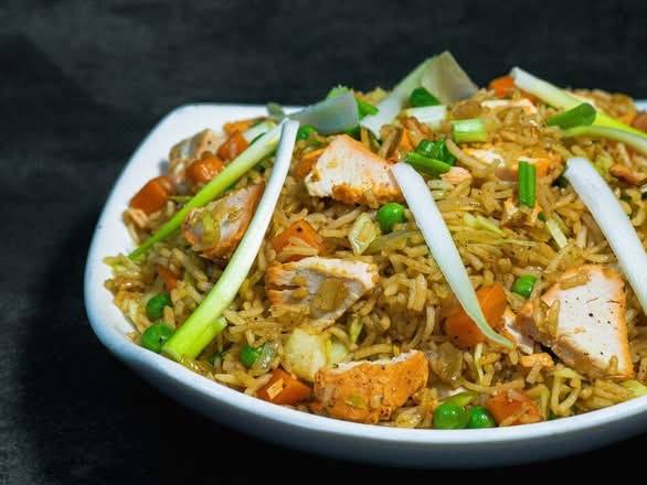 CHICKEN FRIED RICE