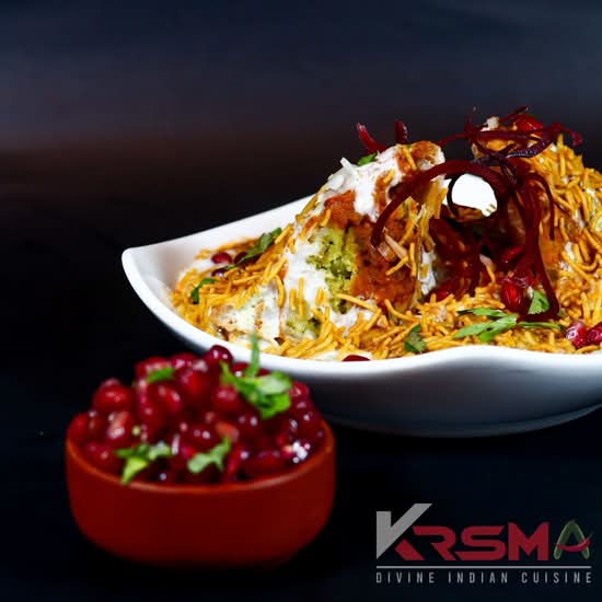 SAMOSA CHAAT