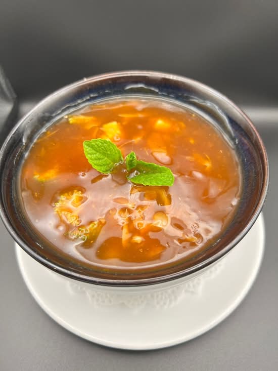 HOT & SOUR SOUP  (Veg.)