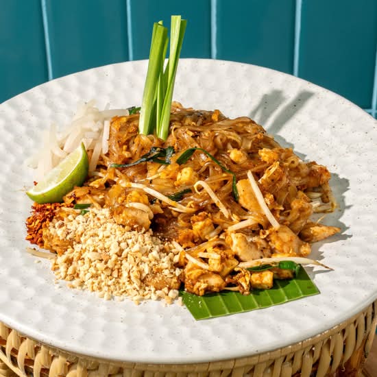 PAD THAI