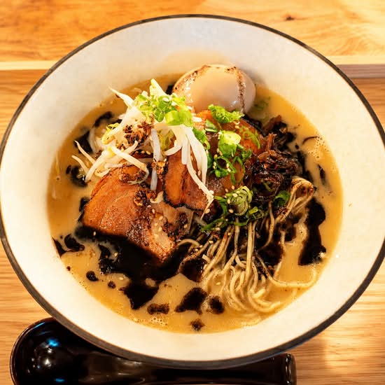 Black GARLIC Tonkotsu Ramen
