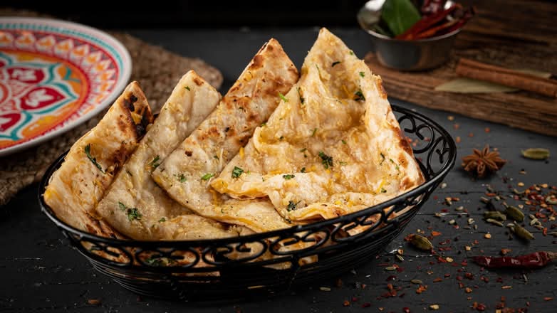 Zaatar-cheese naan