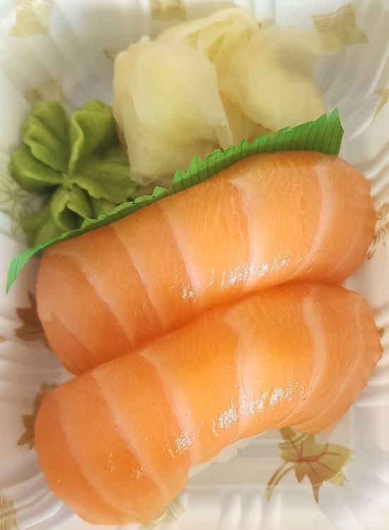 Salmon Nigiri