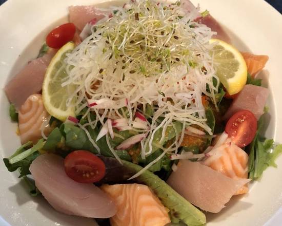 Sashimi Salad