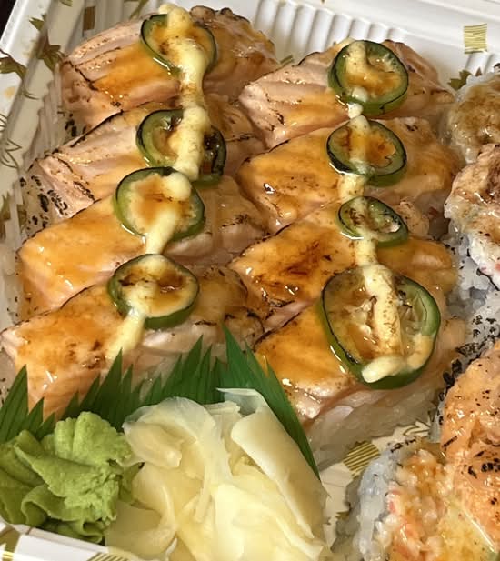 Salmon Oshi