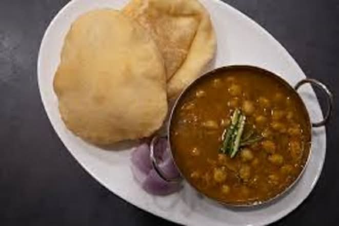 9. Chole Bhature