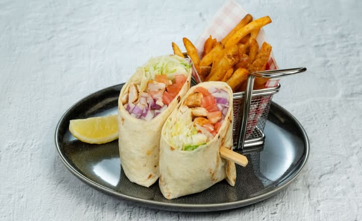 Chicken Wrap +1 Regular Side