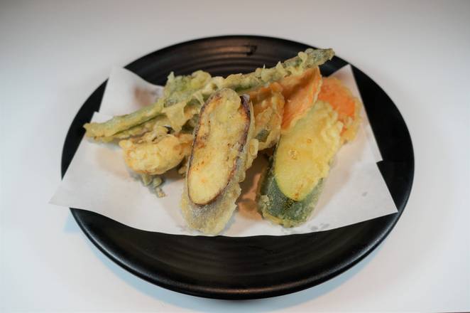 60. Mixed Vegetable Tempura (8 pcs)
