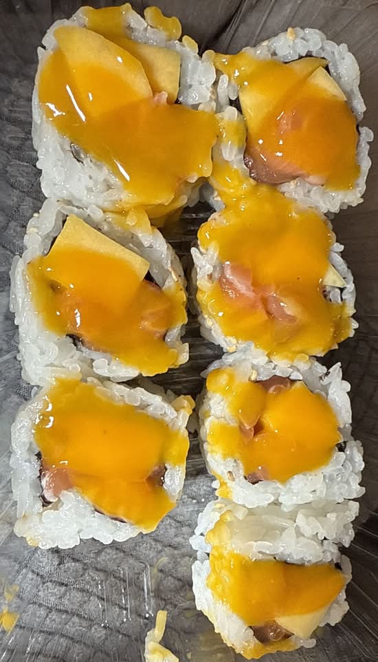 142. Sexy Roll (8 pcs)