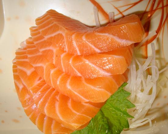 76. Salmon Sashimi (3 pcs)