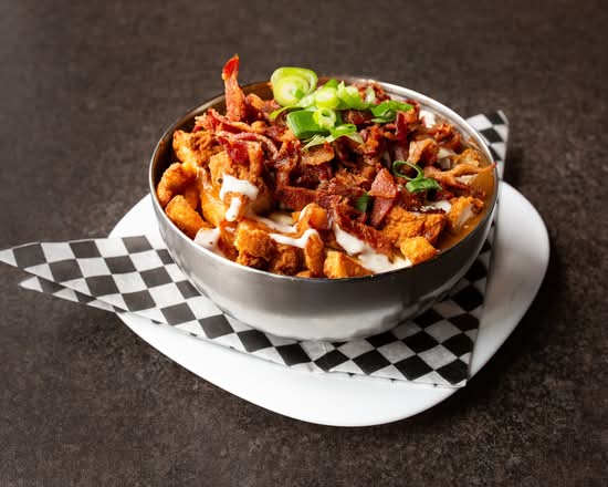 Large Chicken Bacon Ranch Poutine