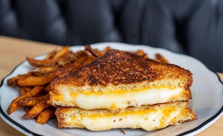 VOTRE CREATION GRILLED CHEESE