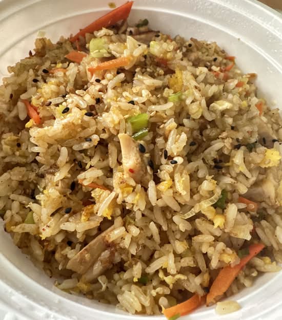 Riz frit au poulet/chicken fried Rice