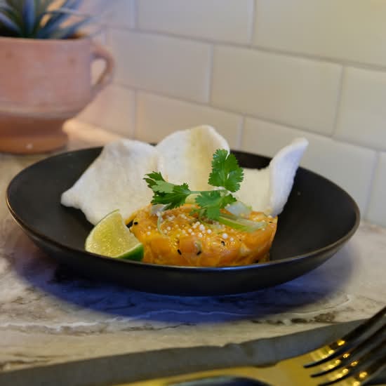 Tartare de Saumon / Salmon tartare