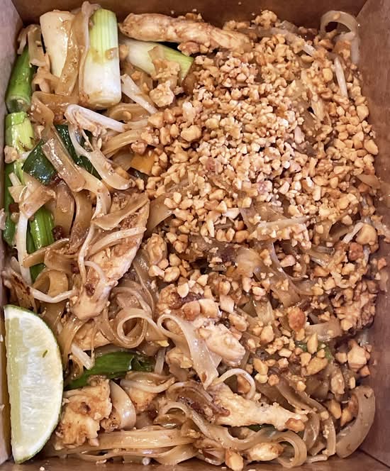 Chicken Pad Thai