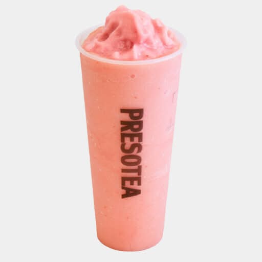 Frappé glacé fraise-banane / Fresh Strawberry Banana Slush
