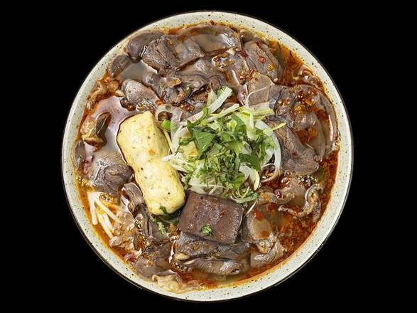 Hue Style Beef, Pork & Blood Pudding with Vermicelli Soup #S3