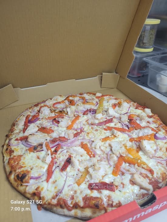 Mamma's Pizza Al Pollo
