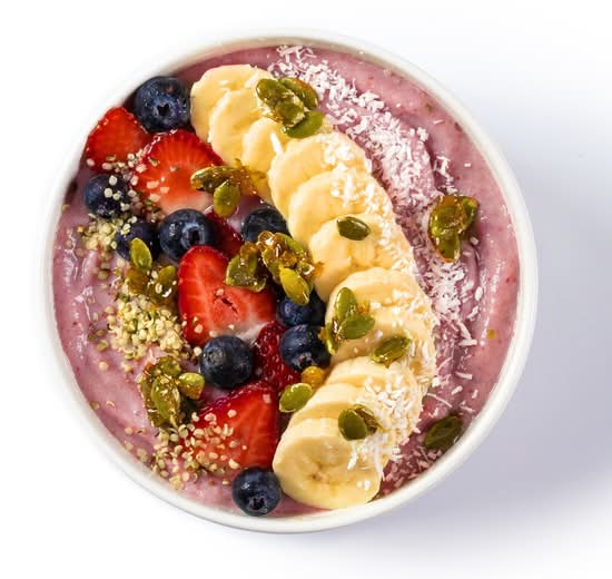 Strawberry Banana Smoothie Bowl / Bol de smoothie à la fraise et à la banane