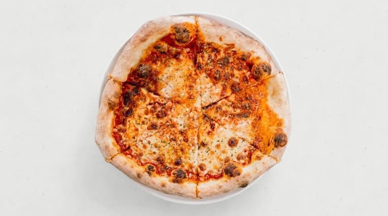 Quattro Formaggio Pizza