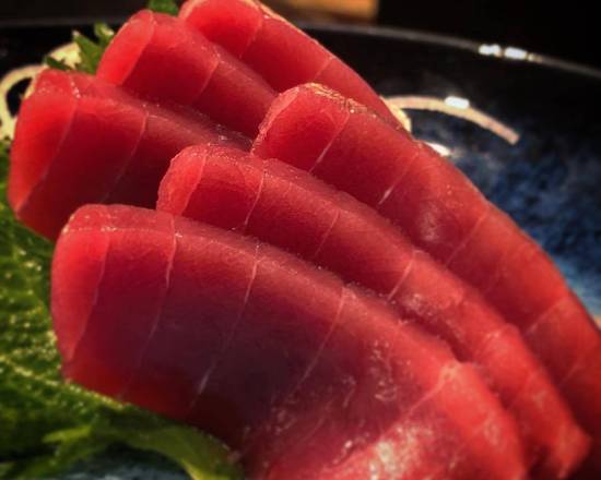 Ahi Tuna Sashimi (5 pcs)