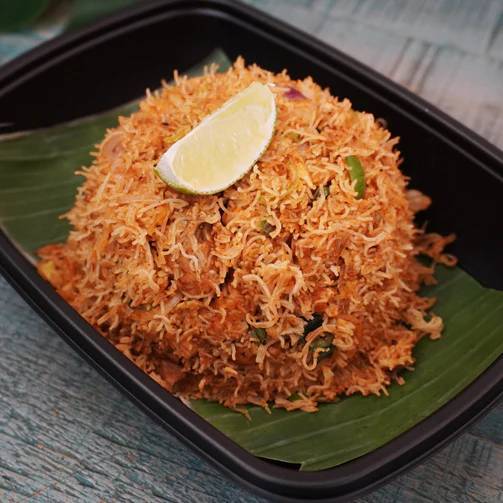 Fried Chicken Idiyappa Kothu