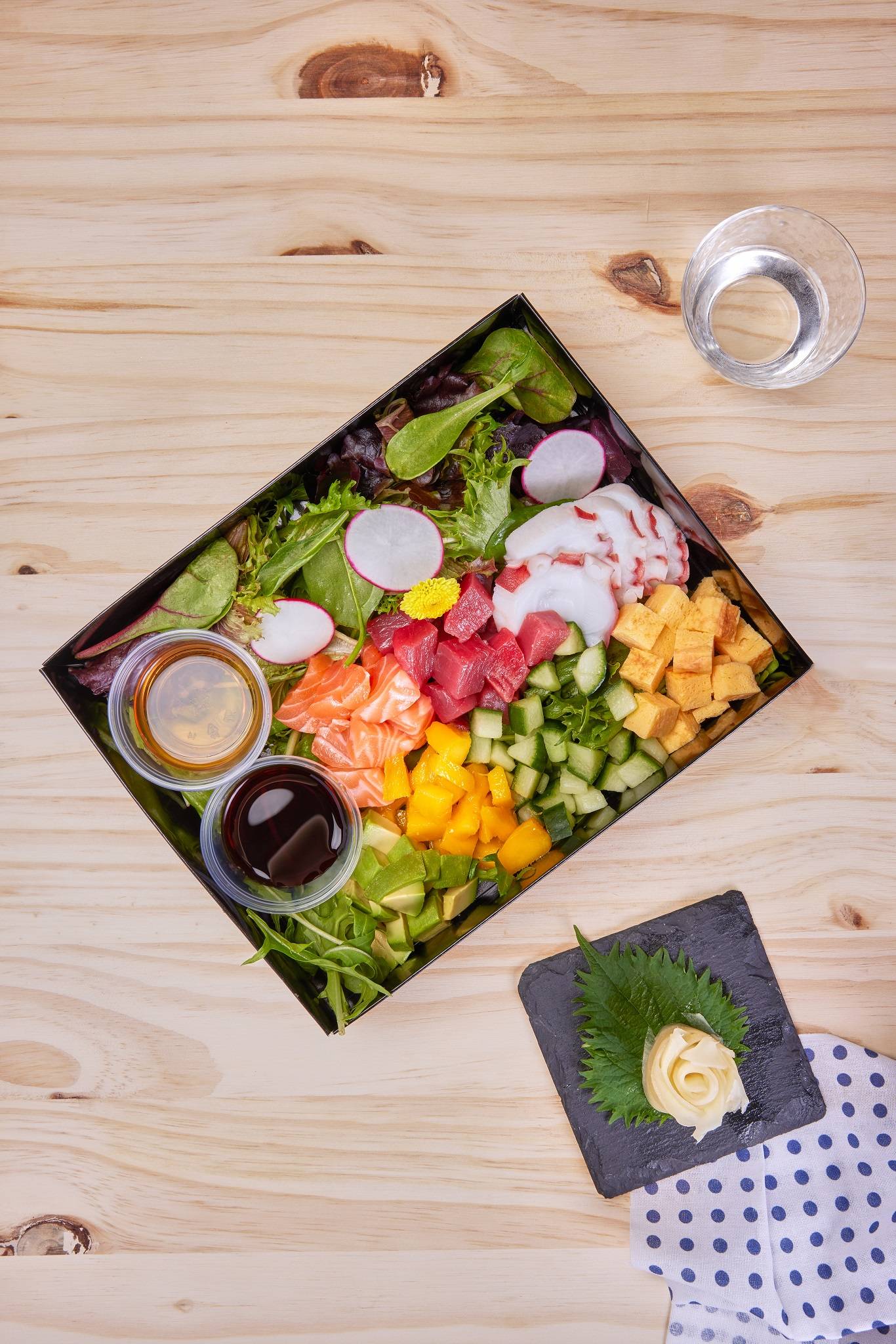 D6 Skyekon Sashimi Salad Bowl