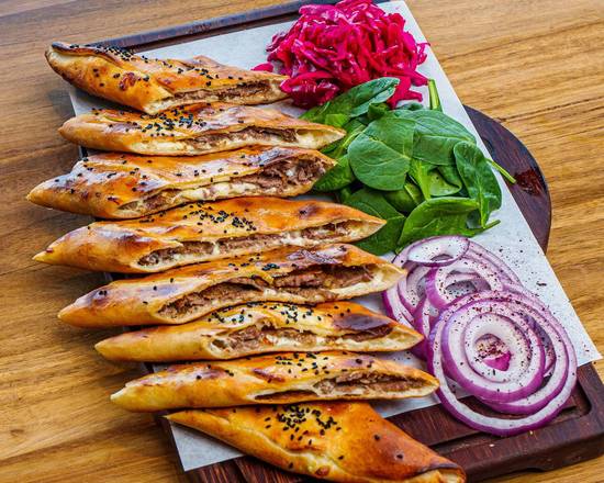 Ground Veal Pide with Mozzarella (Kiymali Kasarli Pide)