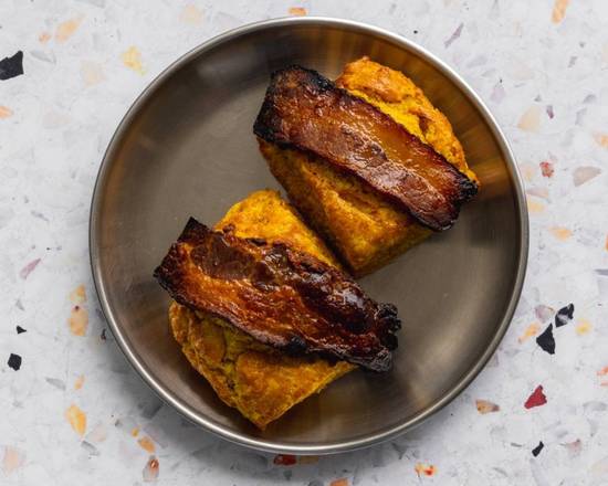 Curry Apple Bacon Scone